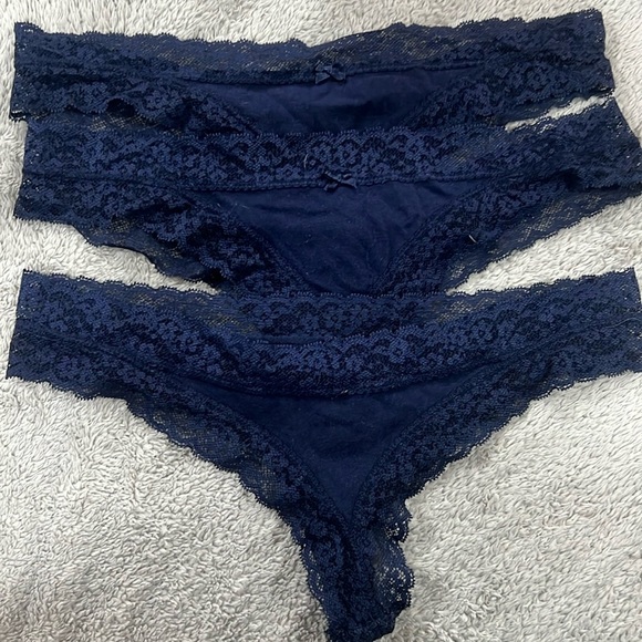 [Aerie] Lace Mini Cheeky Underwear - Picture 2 of 3